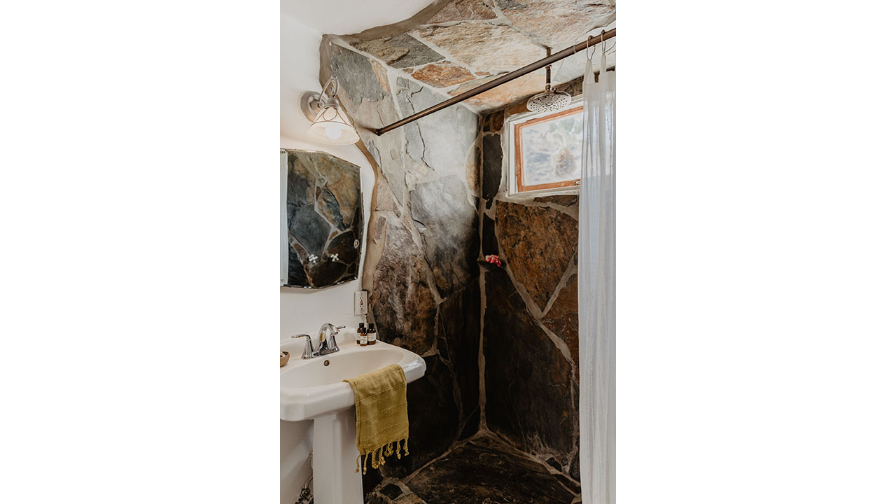 | Casablanca Bathroom Portrait