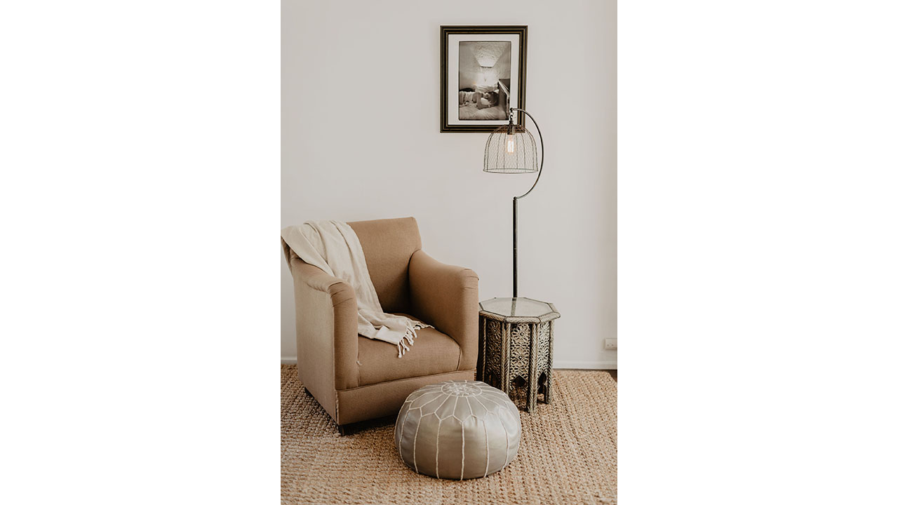 | Casablanca Chair Portrait