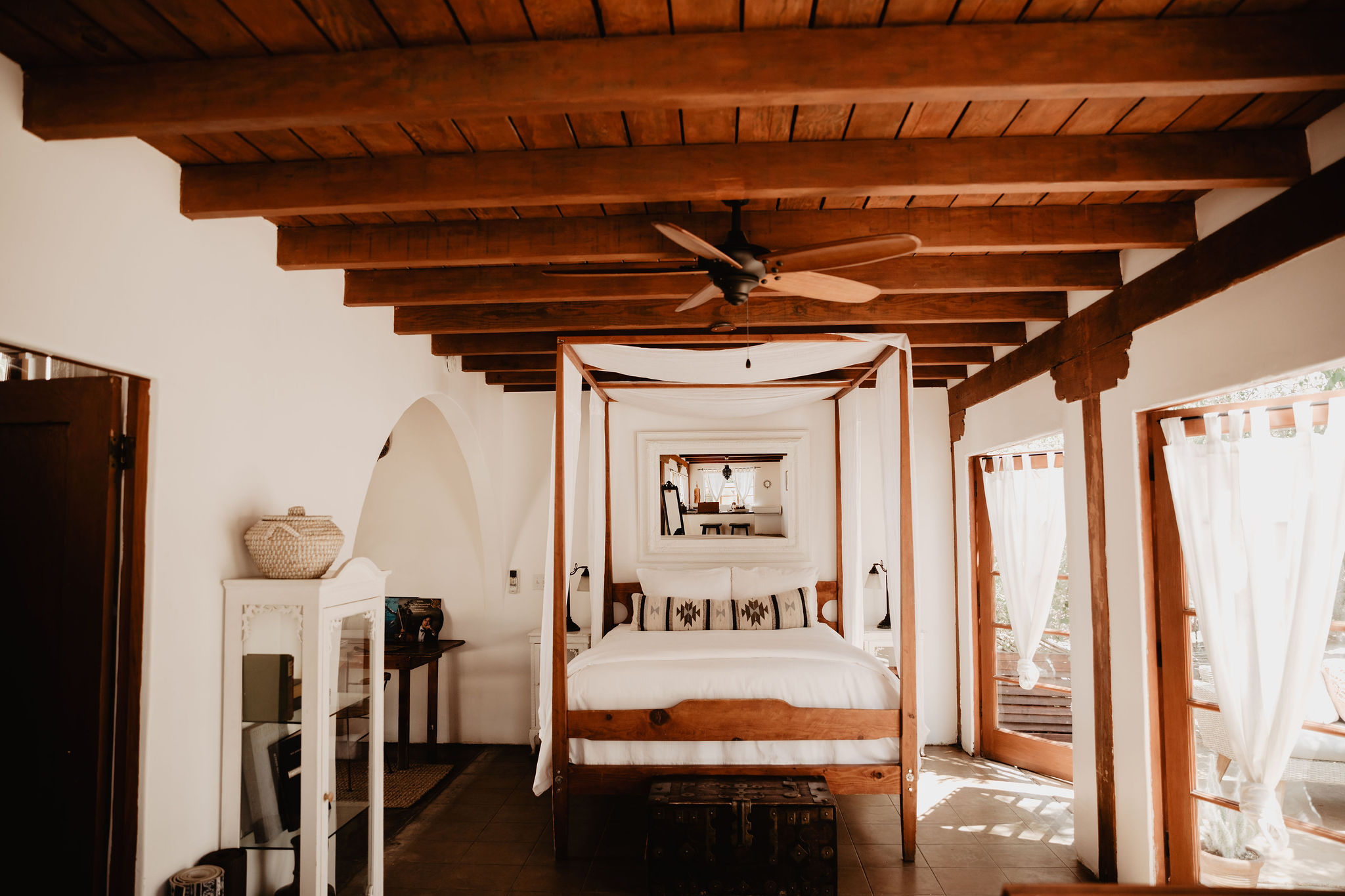 | Mykonos Bed