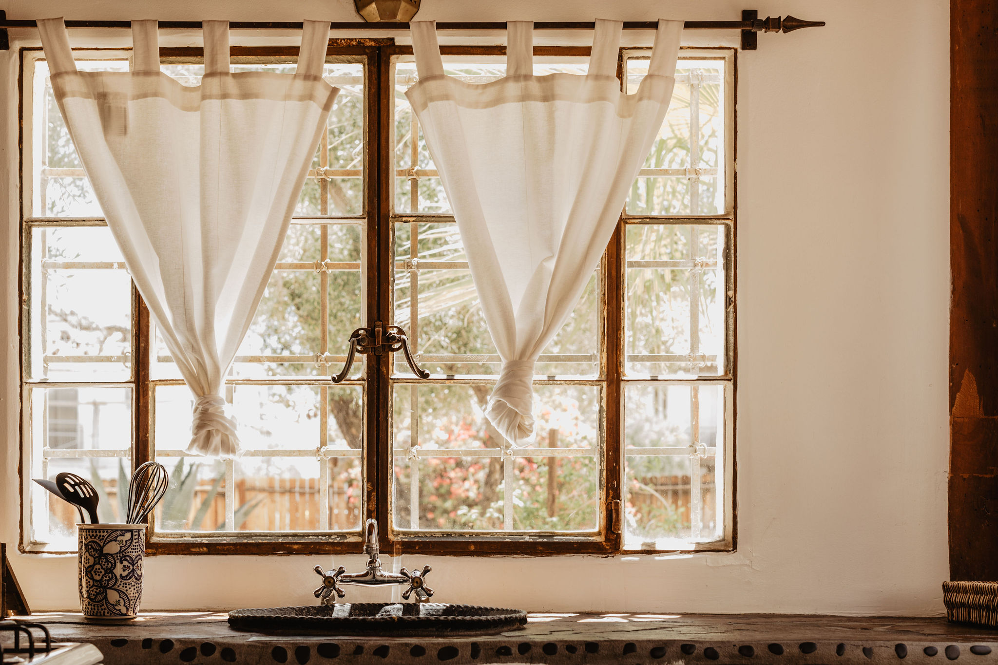 | Mykonos Sink